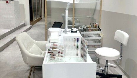 Zina 浦安 nail (FC)